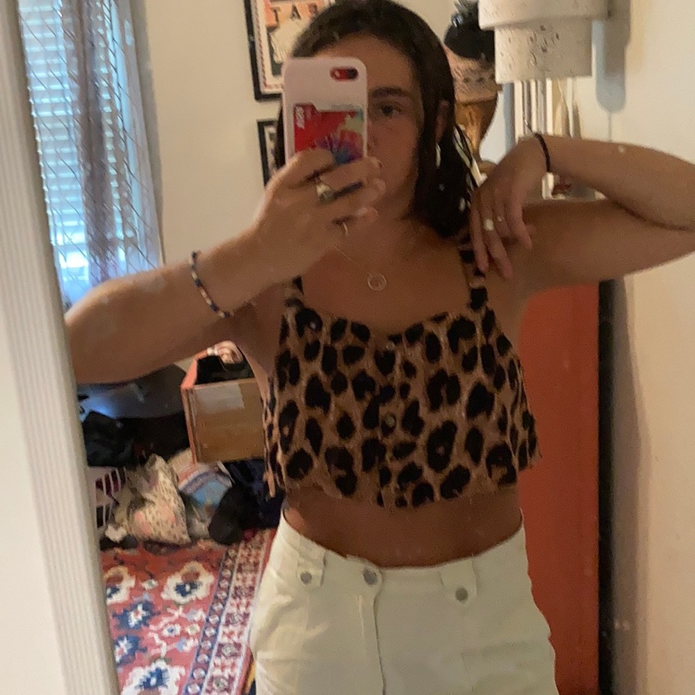 Crop top